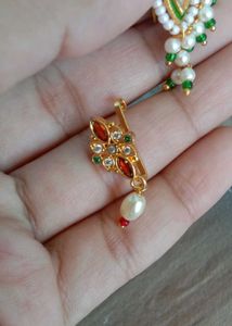 rajputi Elegant Pearl &amp; Kundan nose pin besar