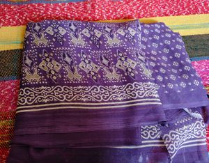Beautiful Purple Saree with Intricate Print