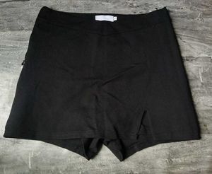 Skort