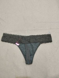 Stylish Pink &amp; Black Thong Panty💥