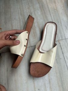Elegant Beige Flats