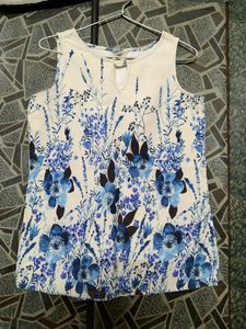 Floral Print Sleeveless Top