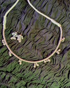 Silver Tone hasuli or necklace and Earring Set