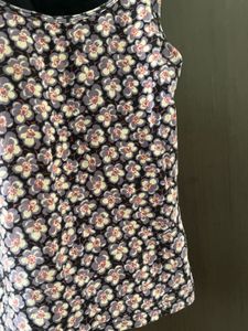 Floral Print padded Tank Top