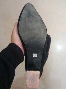 Black Boots
