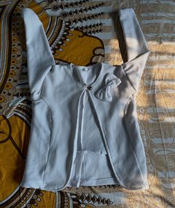 Chic White Bolero Jacket with Bow