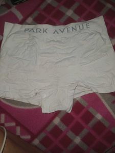 bra&amp;boxer pantie ( pack of 6)+ 1 mystery strepless