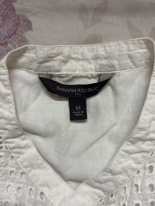 Chic White Eyelet Sleeveless Top