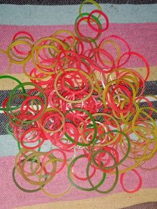 100 Colorful Rubber Bands