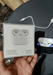 AIR PODS PRO GENERATION 2