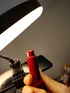 Dot &amp; Key Lipstick – Red Shade