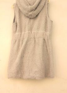 Hooded Sleeveless Coat