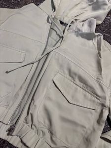 Nuon Sage Katz Cropped Jacket