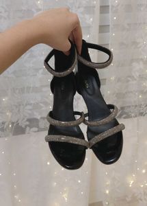 black pencil heels