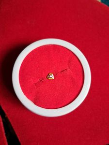 Heart Stud Nose Pin gold