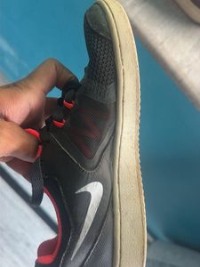 Nike Sneakers - Classic Style