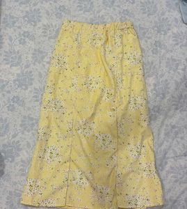 Floral Midi Skirt - Perfect for Spring!