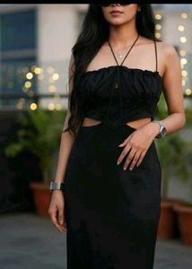 Chic Black Cut-Out Midi Dress