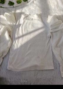 White Puff Sleeve Top and jeans