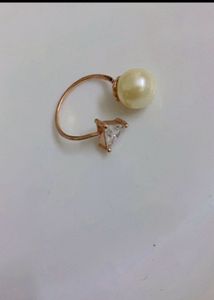 Elegant Pearl  Ring l Last pc