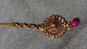 Exquisite Kundan Maang Tikka