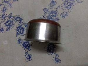 Copper Bottom  Steel Tope With Free Veg. Chopper
