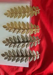 Leaf Design Hair Clips Set
