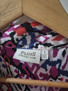 Pluss Vibrant Printed Collared Button-Down Shirt