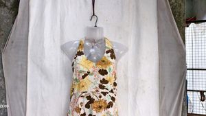 34167. Floral Halter Neck Dress