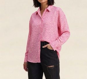 Pink Wavy Pattern Button-Up Shirt