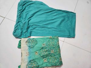 Embellished Kurta Set with Pants