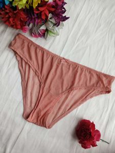 Soft Pink Jacquard Briefs with Bow