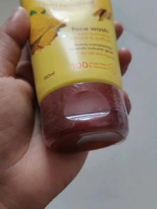 Joy Ubtan Tan Removal Face Wash