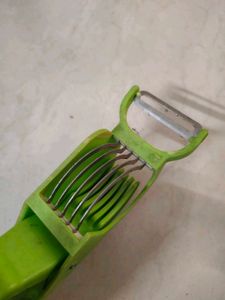 Multi-functional Vegetable Slicer