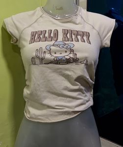 🫶🏻🫶🏻Hello Kitty Cowgirl Baby Tee