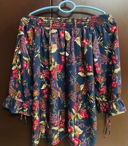 Floral Print Off-Shoulder Top