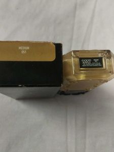 KVD Good Apple Foundation