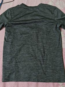 Gray Basketball Graphic Tee