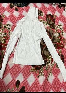 Pack of 2 - Striped &amp; White Turtleneck Sweaters