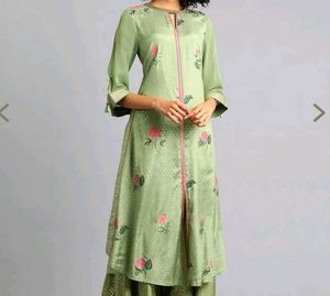 Green Floral Kurta by Wishful
