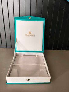 Kalyan Jewellers necklace Box