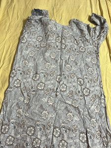 Beautiful Floral Print Kurta