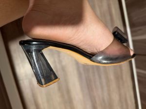 Stylish Women's Bow Detail Heels