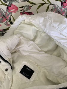 Original Bershka Crop White Puffer Jacket
