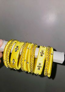 😍Vibrant Yellow Silk Thread Bangles