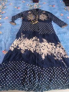 Elegant Blue Kurta Set with Polka Dots