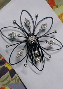 Hair broach