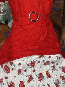 Red &amp; White Floral 👗 dress