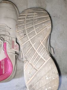 Sports Shoes