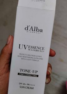 d'Alba UV Essence Waterfull+ Sun Cream
